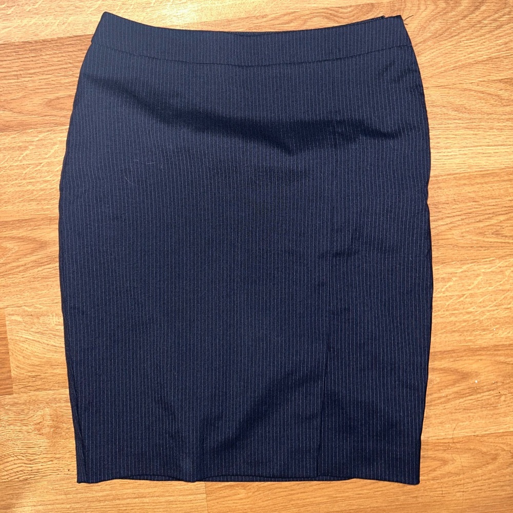 Ann Taylor navy blue Petite skirt size 00P